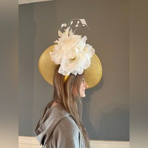 Dee’s Custom Derby Fascinator/Hat